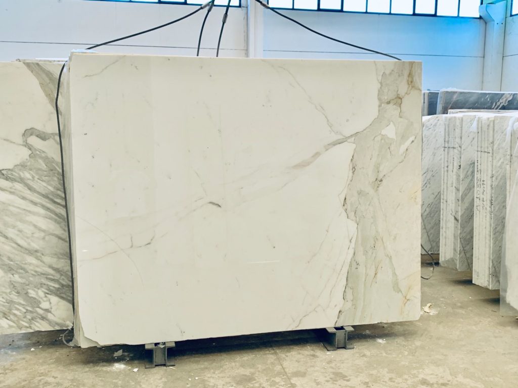 NF 4776 - Calacatta Slab